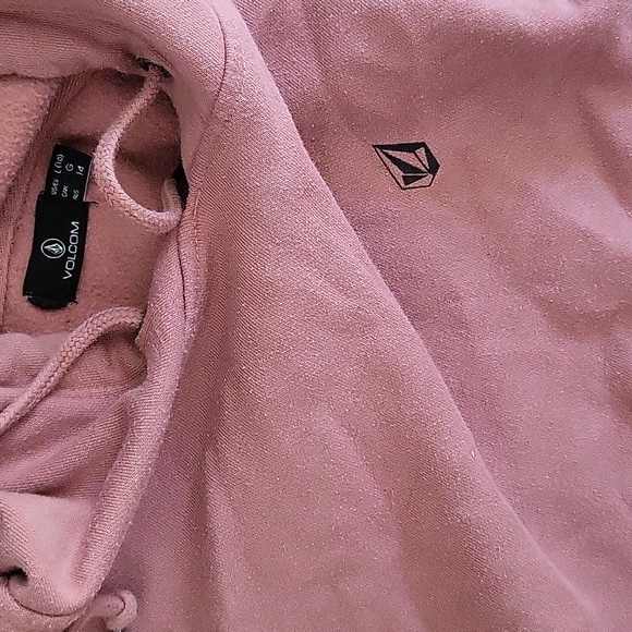 VOLCOM hoodie bundle of sweaters ✨️ 😍 - Picture 10 of 11